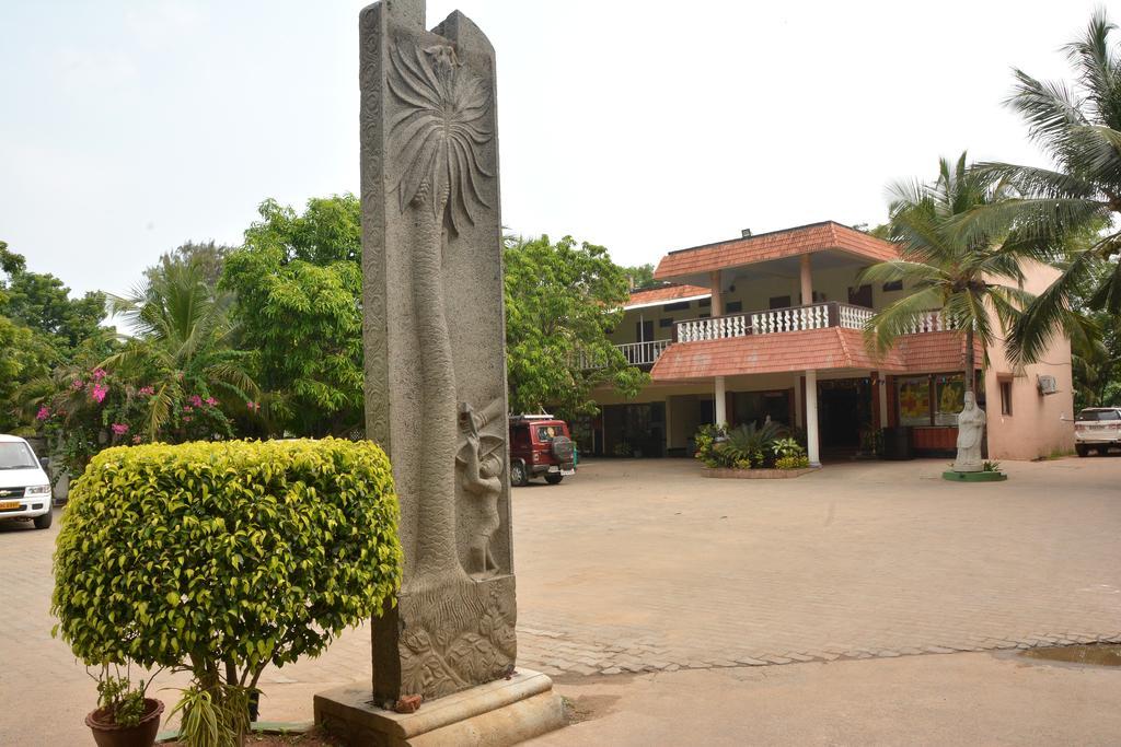 Sea Breeze Beach Resort Mahabalipuram Zewnętrze zdjęcie