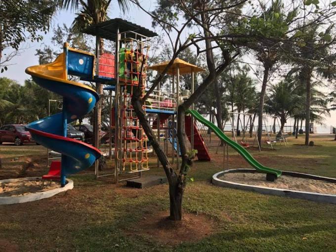 Sea Breeze Beach Resort Mahabalipuram Zewnętrze zdjęcie