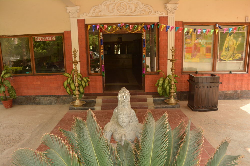Sea Breeze Beach Resort Mahabalipuram Zewnętrze zdjęcie